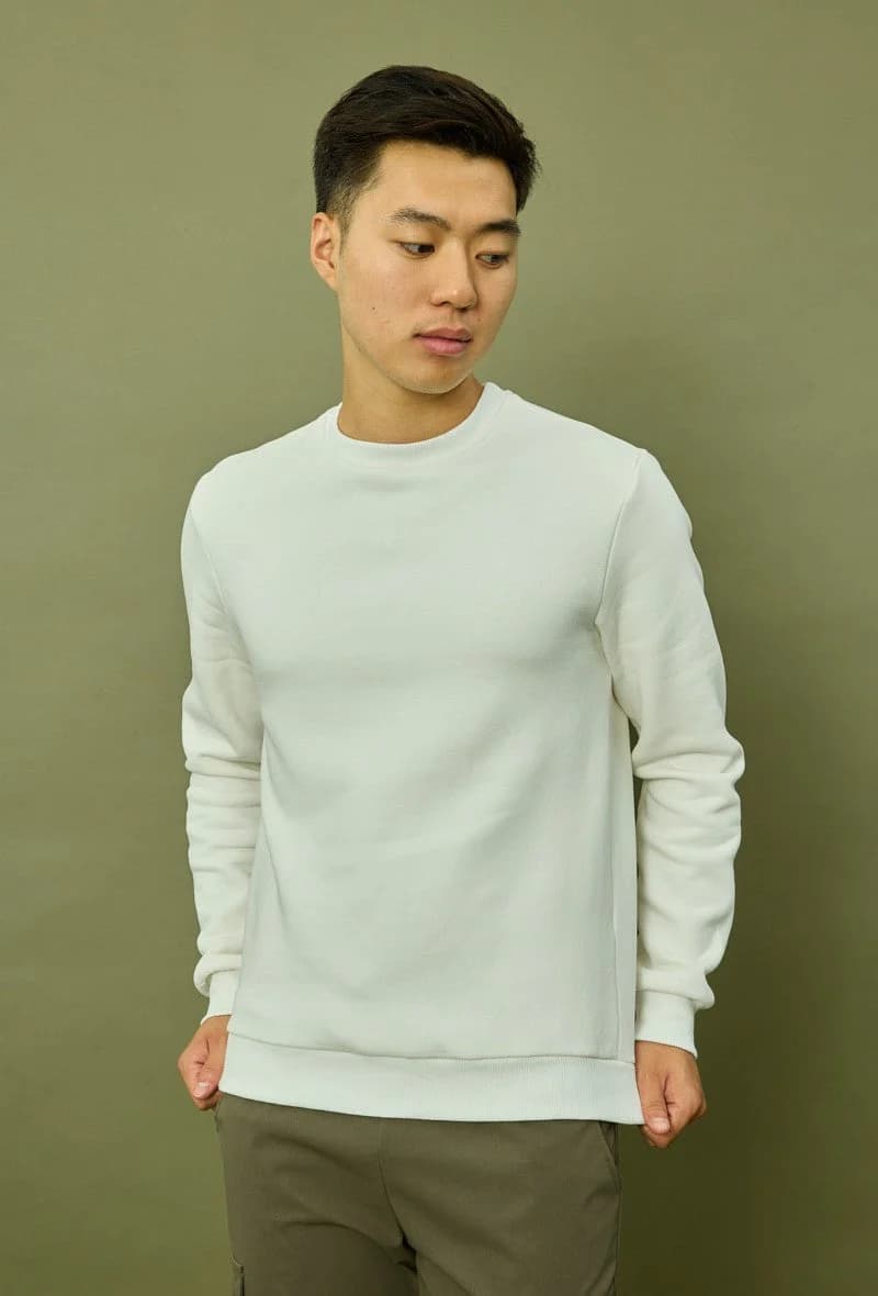 Averinaro Classic Crewneck Ecru